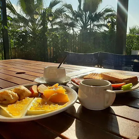 Kerkyra & Lejlighedshotel