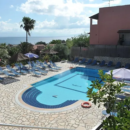 Kerkyra & Lejlighedshotel Mpenitses